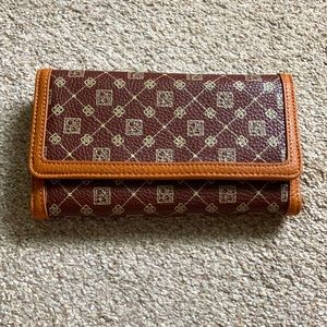 Jose Hess Designer Wallet